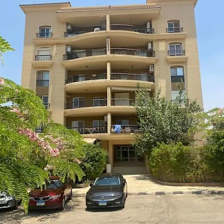 Elegant And Spacious Luxury Apartment In Al Rehab Gated Community, New Cairo Exterior photo