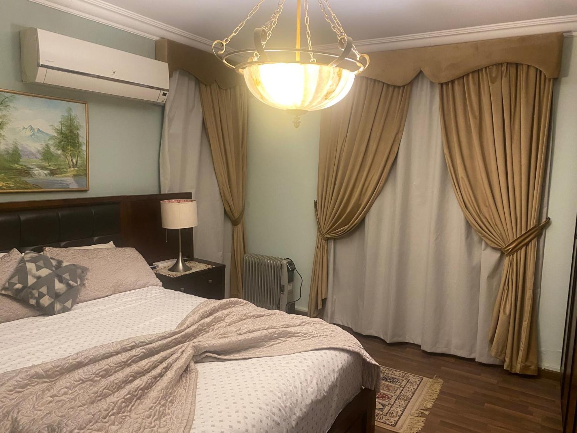 Апартаменти Elegant And Spacious Luxury In Al Rehab Gated Community, New *